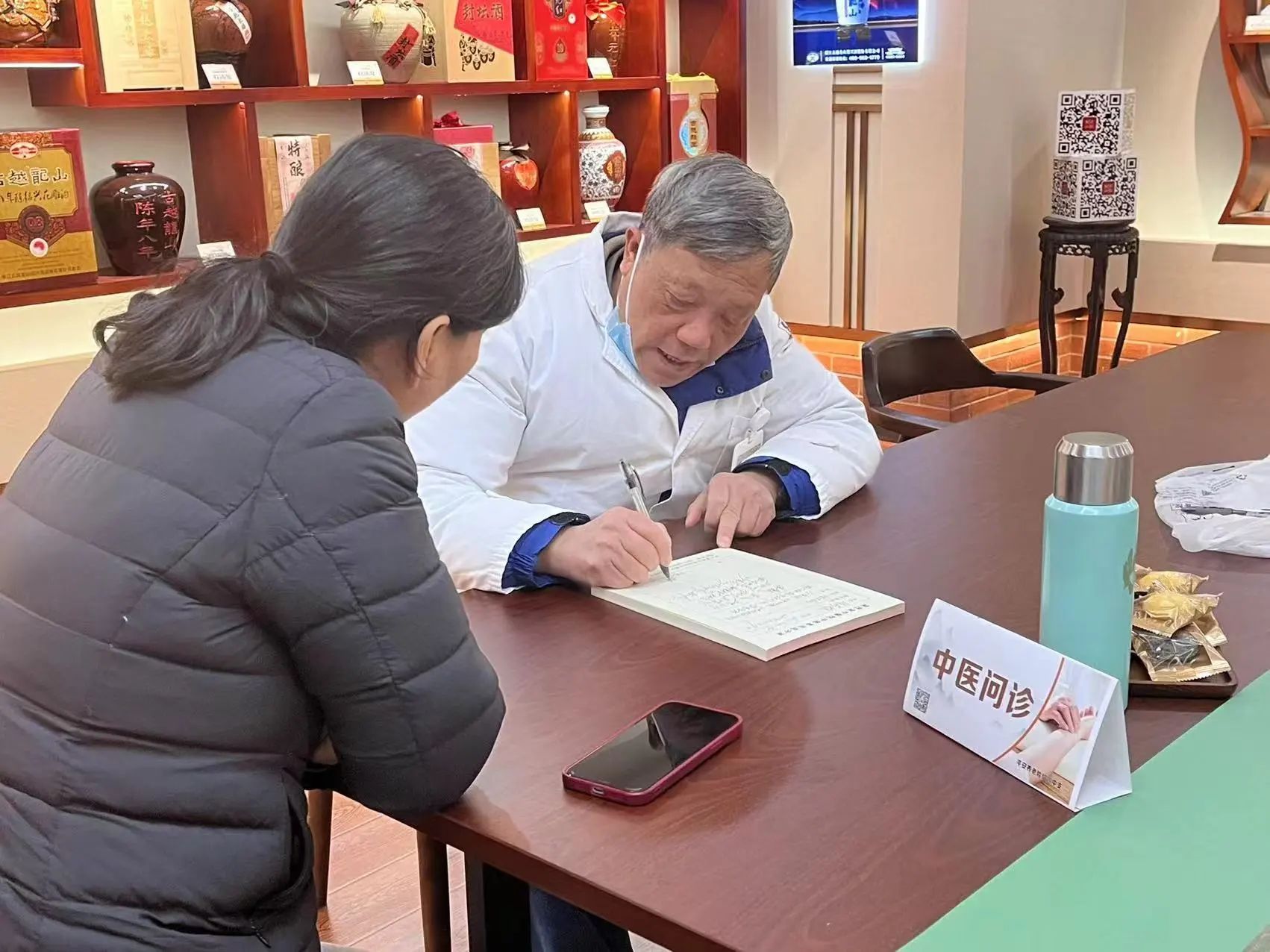 1736231943903808.jpg 02.jpg